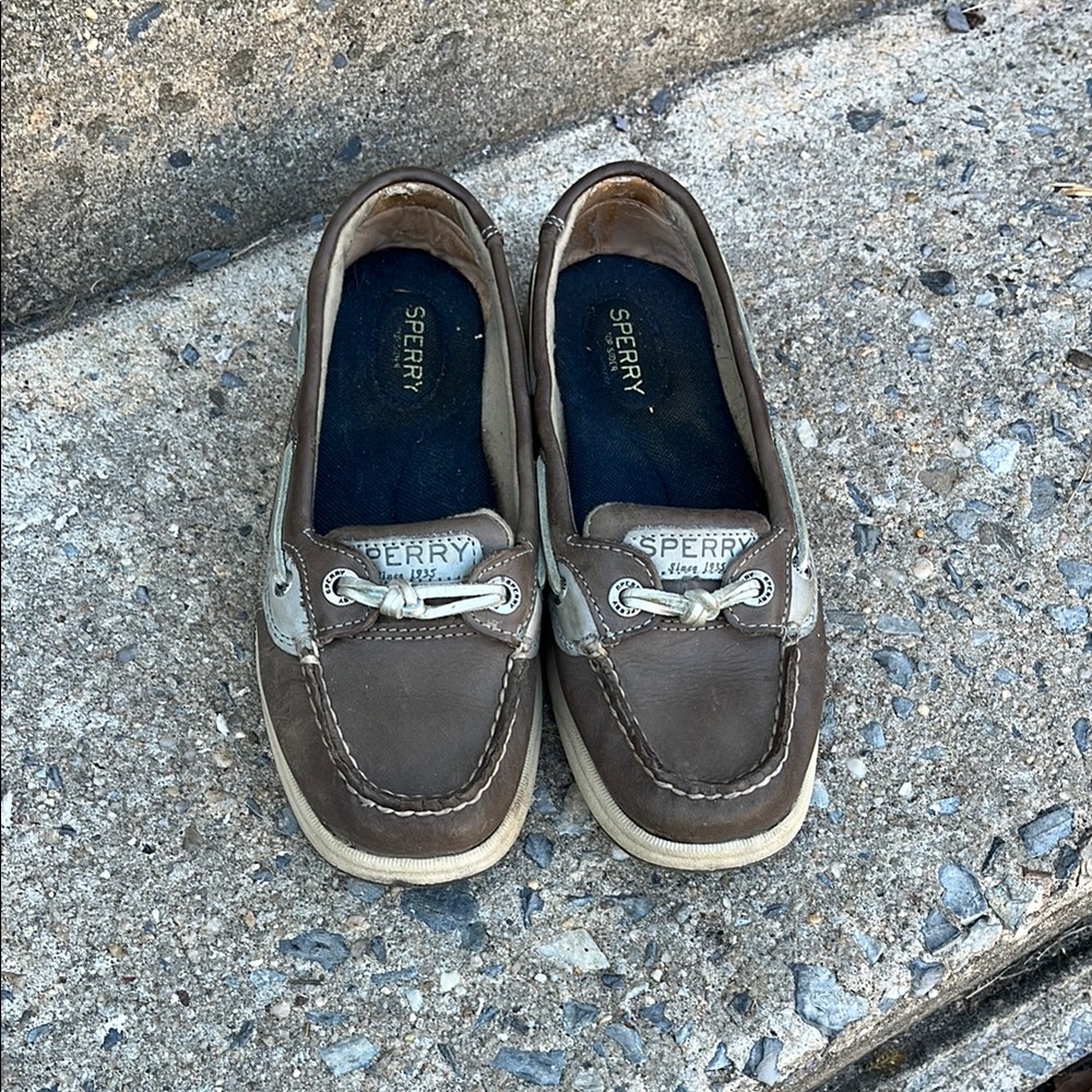 Sperry Women's Tan and Cream Boat Shoes